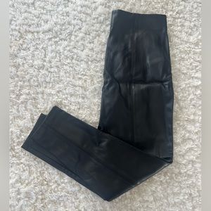 NWT Ann Taylor Petite Black Leather Side Zipper Pants - Size M